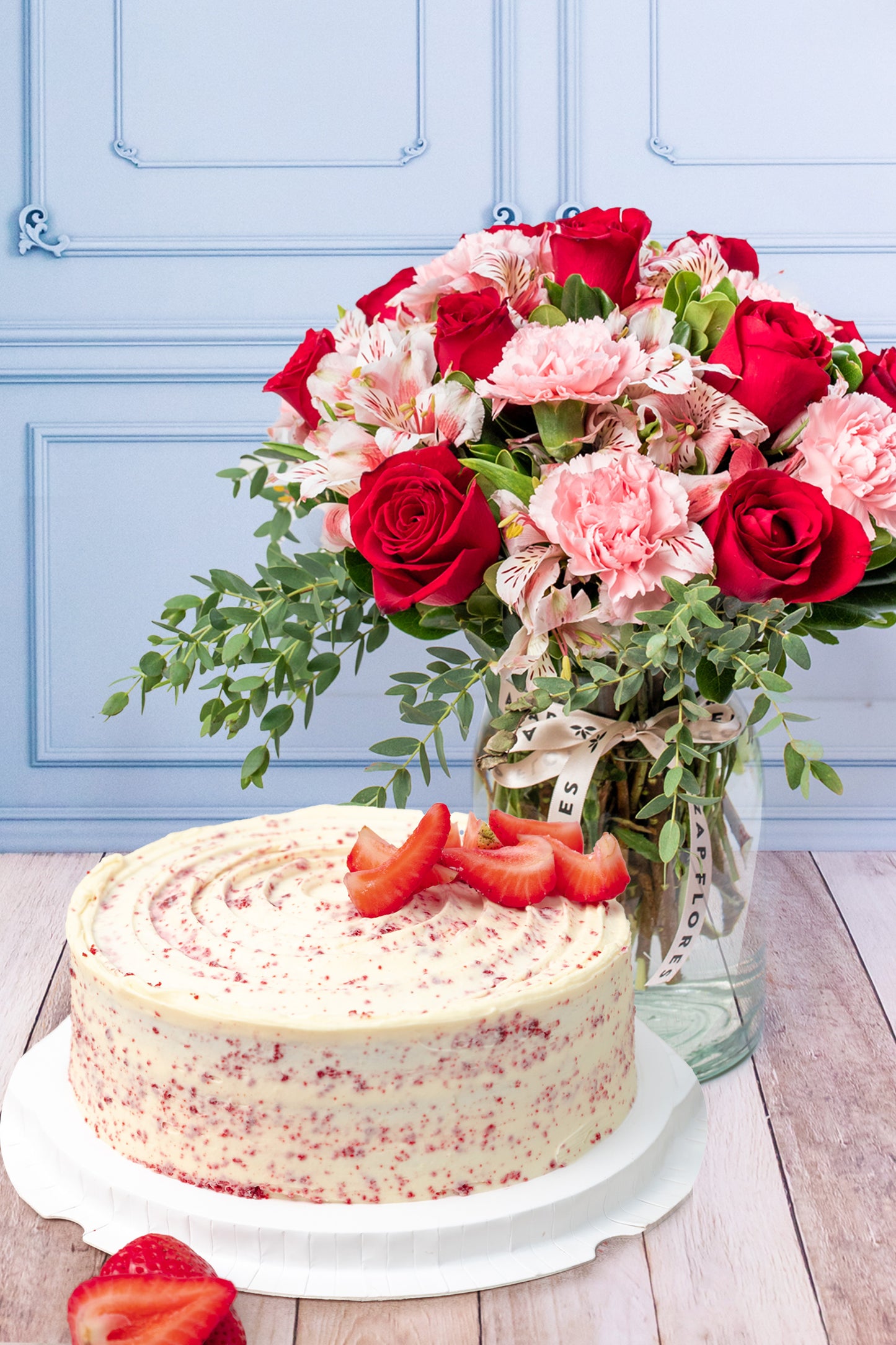 Enamorados - con Pastel Grande Red Velvet