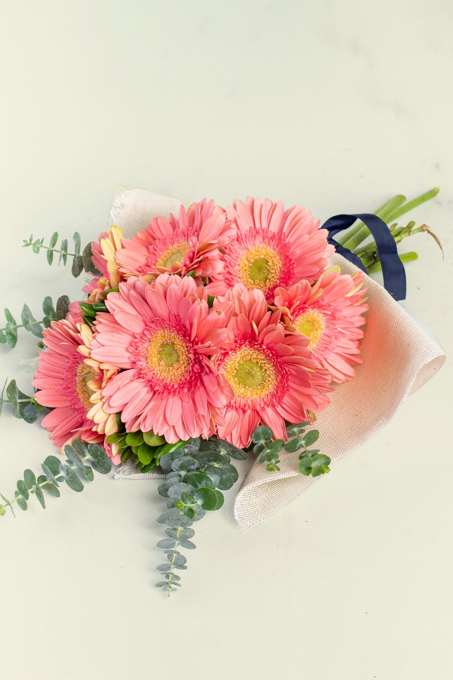 Bouquet of 6 Gerberas - ATIZ Jute Wrap