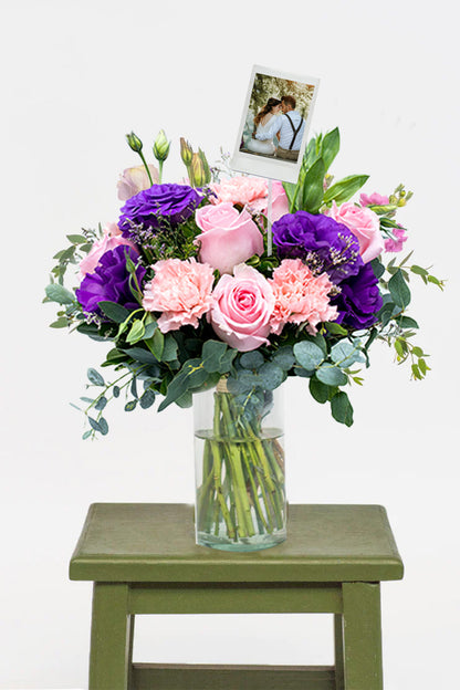 Nobleza con Foto Personalizada - Rosa, Lisianthus y Clavel