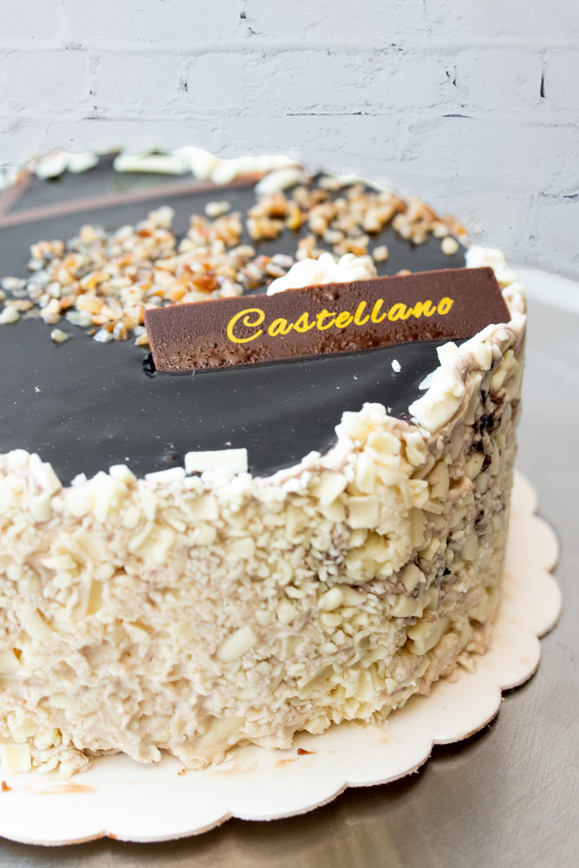 Pastel Castellano Petit El Globo Azap Flores MX