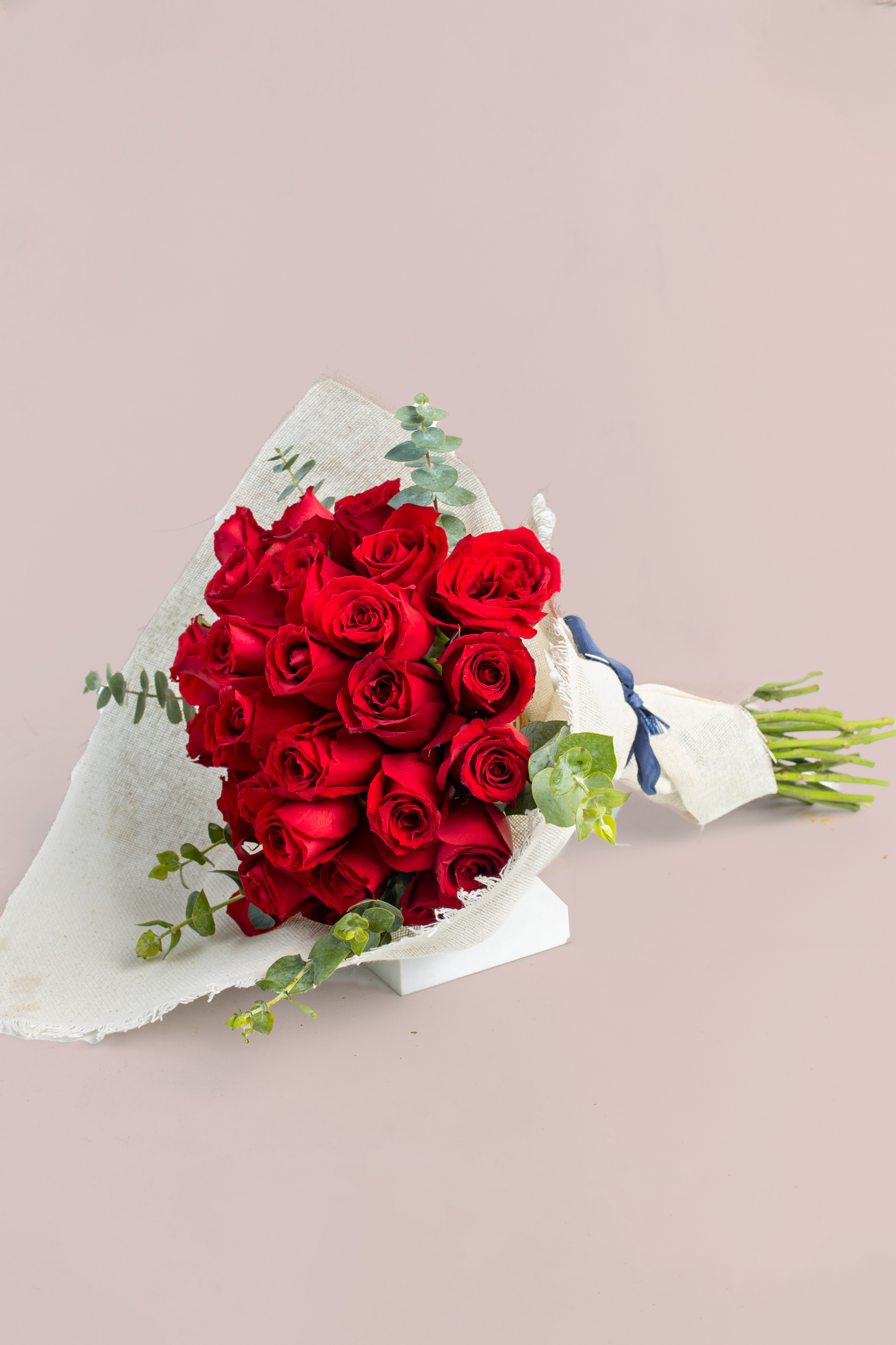 Ramo 30 Rosas Rojas - Envoltura Yute CUL