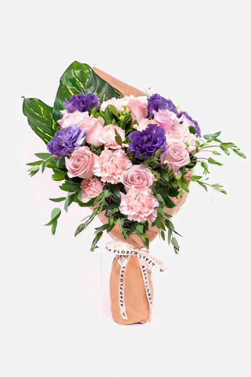 Amor Bonito - Rosa Clarita, Clavel Rosa y Lisianthus Con florero OAX CEN