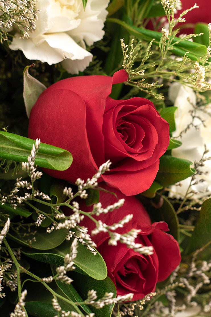 Small but Spicy Bouquet - Red Rose and White Carnation CDJ