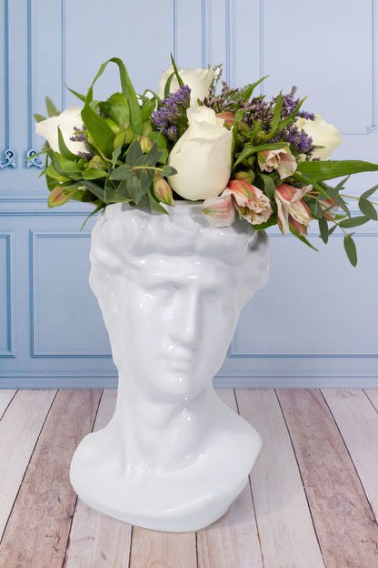 Cabeza de David - Rosa Blanca, Astromelias y Limonium