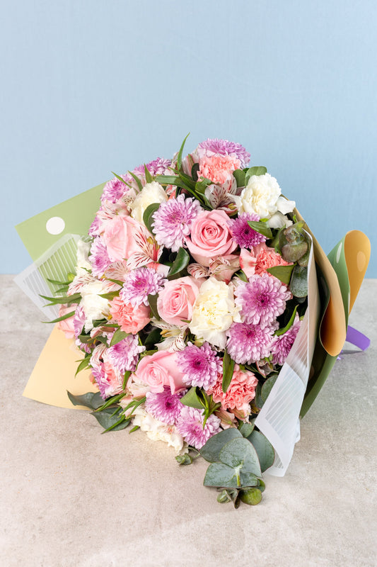 Ramo Fuego - Rosa, Clavel Rosa, Blanco, Moreliana y Astromelia Rosa QRO