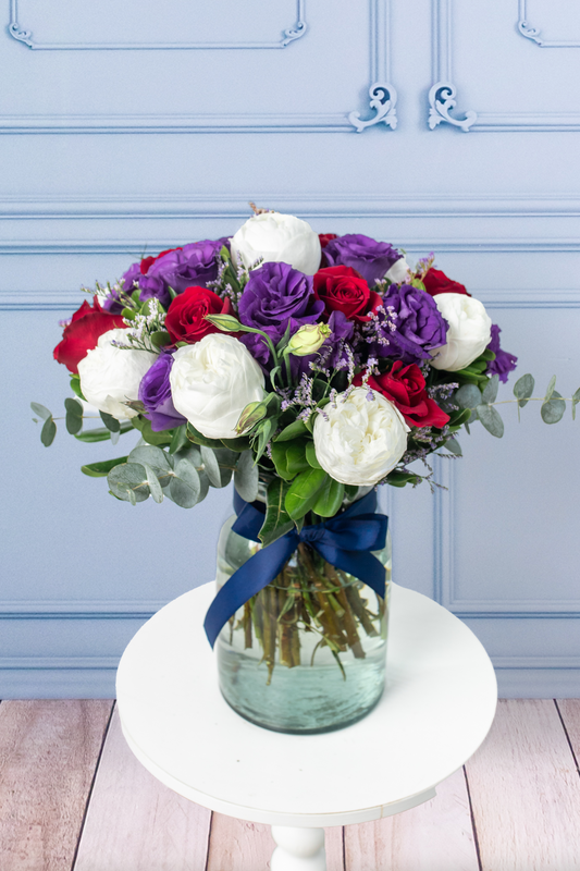 Perfecta - Peonia Blanca, Rosa Roja y Lisianthus QRO