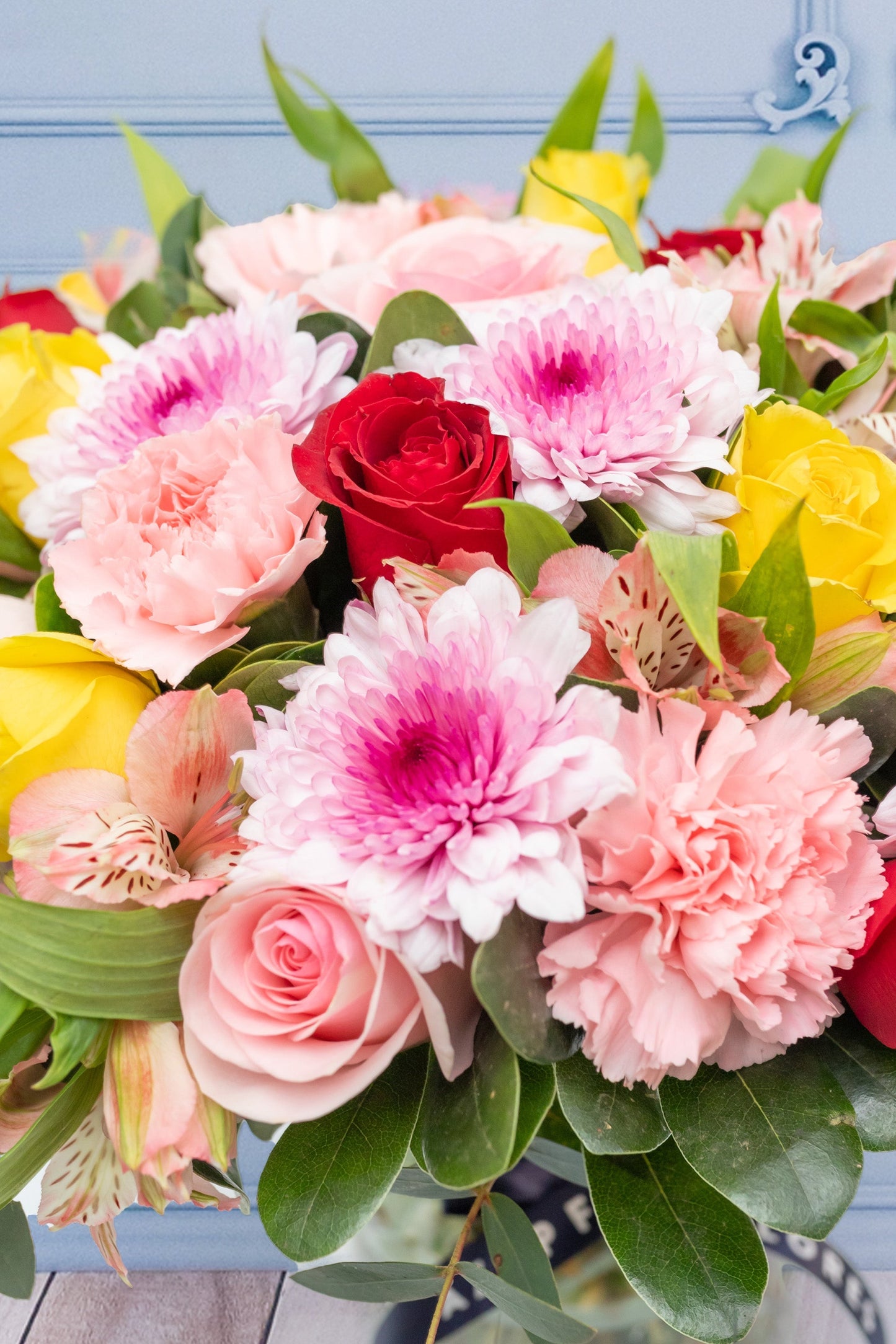 Golden Light - Yellow, Red, Clarita and Moreliana Rose CDJ