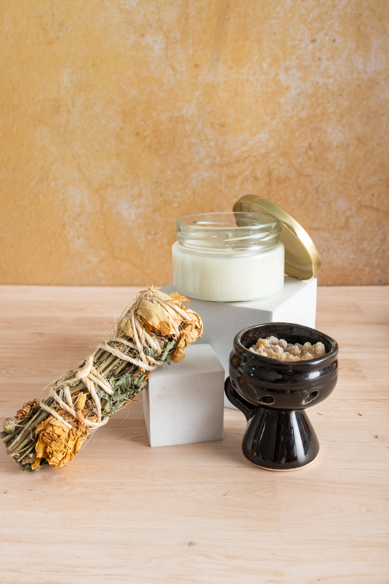 Incense - Aromatic Candle and Copal