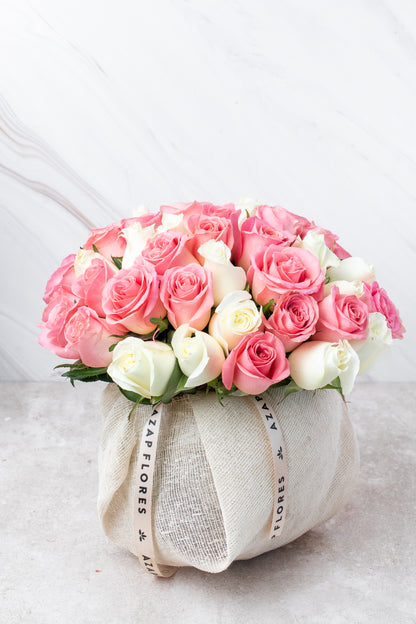 Burbuja de Rosas - Rosas Blancas y Claritas en Pecera