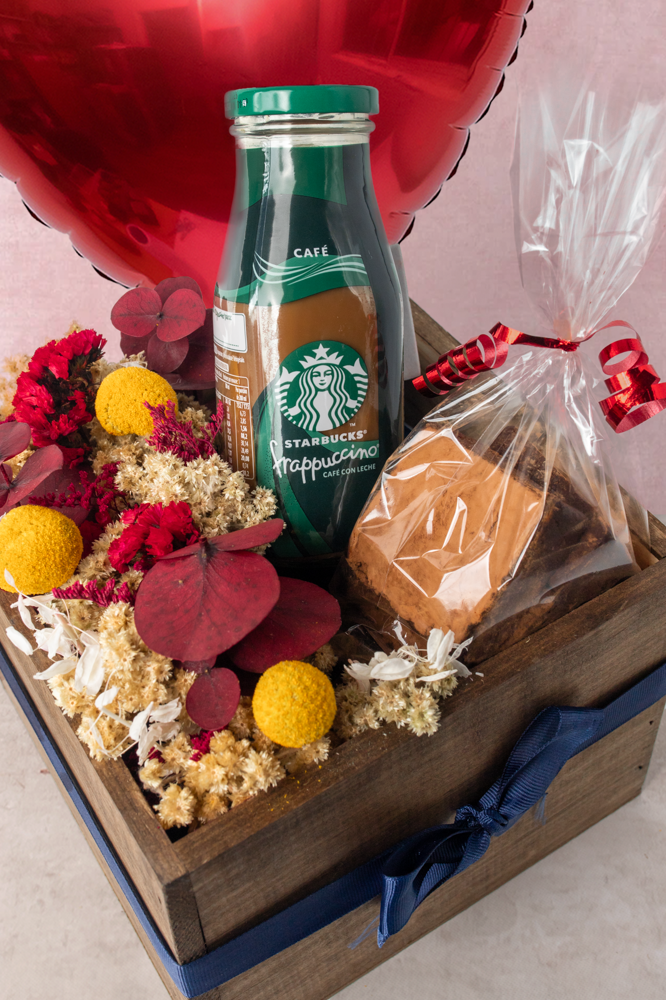 Kit Bom Día SV- Flores, Café y Brownies