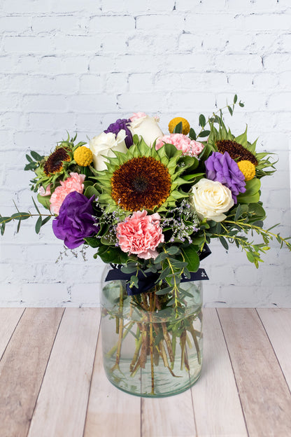 Lime Lemon - Dehydrated Sunflower, White Rose, Pink Carnation and Lisianthus