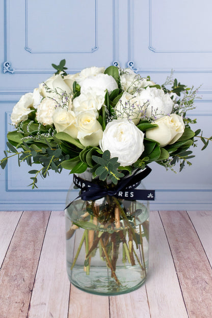 Maravilla - Peonia Blanca, Rosa Blanca y Clavel Blanco QRO