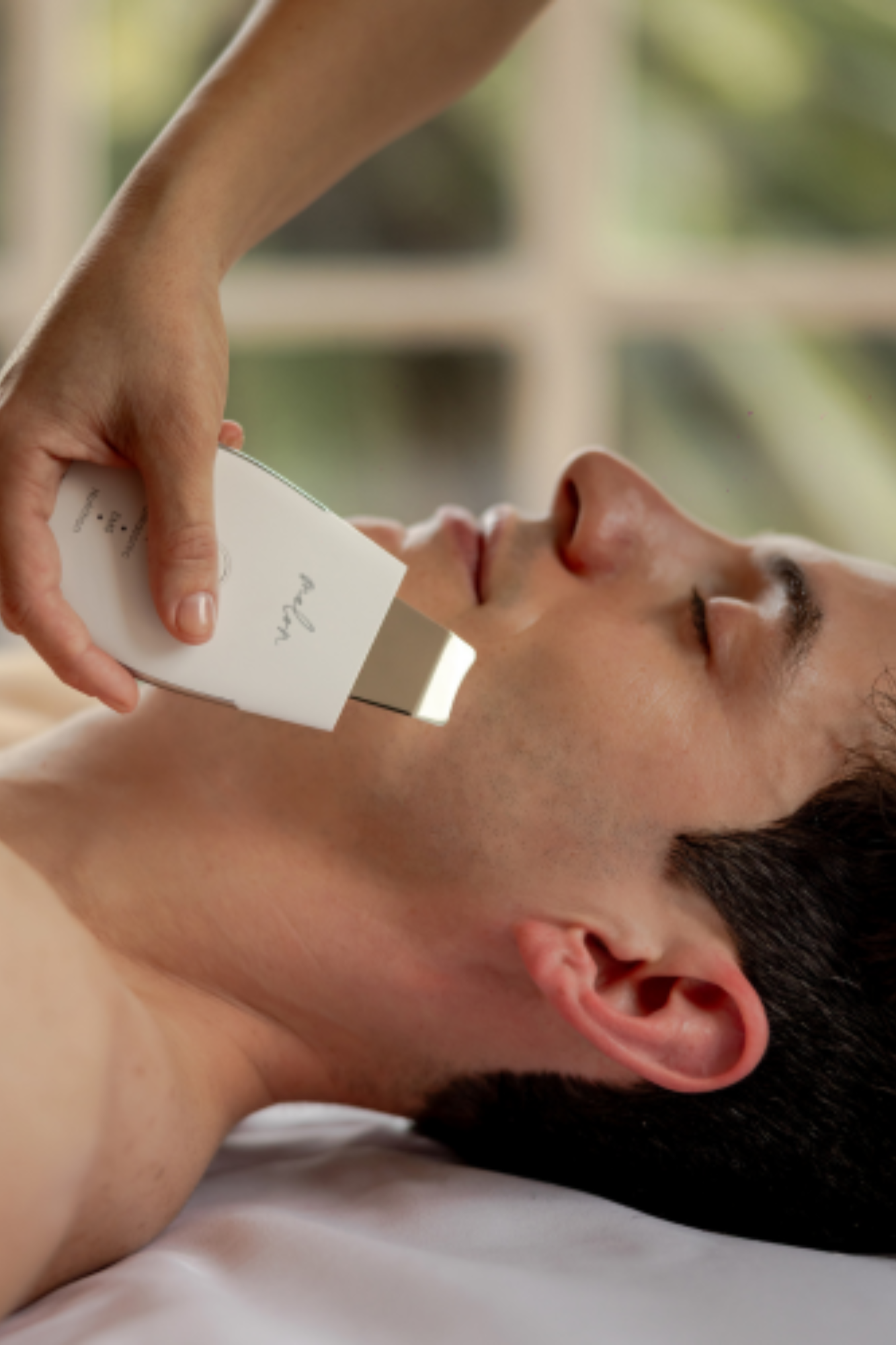 Facial Massage Experience - Scape