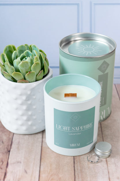 Kit Vela Mirium Light Sapphire - Vino Rosado + Suculenta